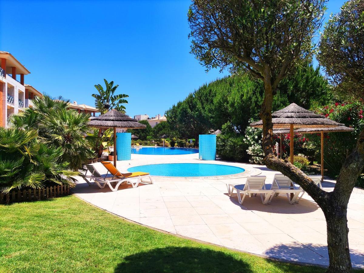 Fabulous Sunny Pool&Garden Condo By Becherish Албуфейра Екстериор снимка